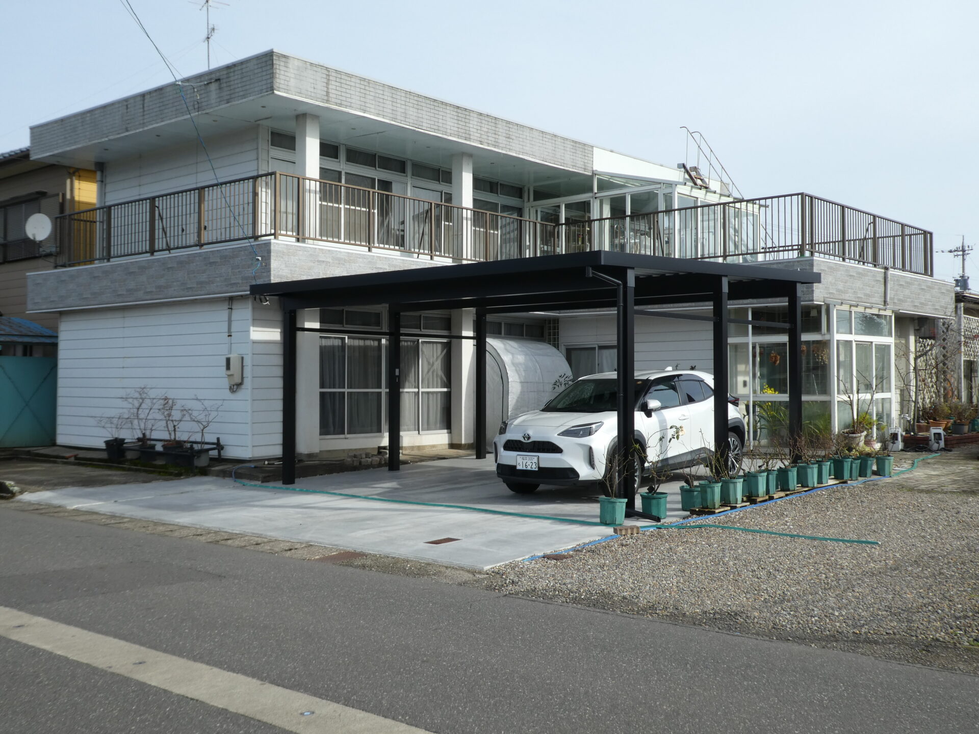 S邸　庭解体し2台入れ車庫設置工事